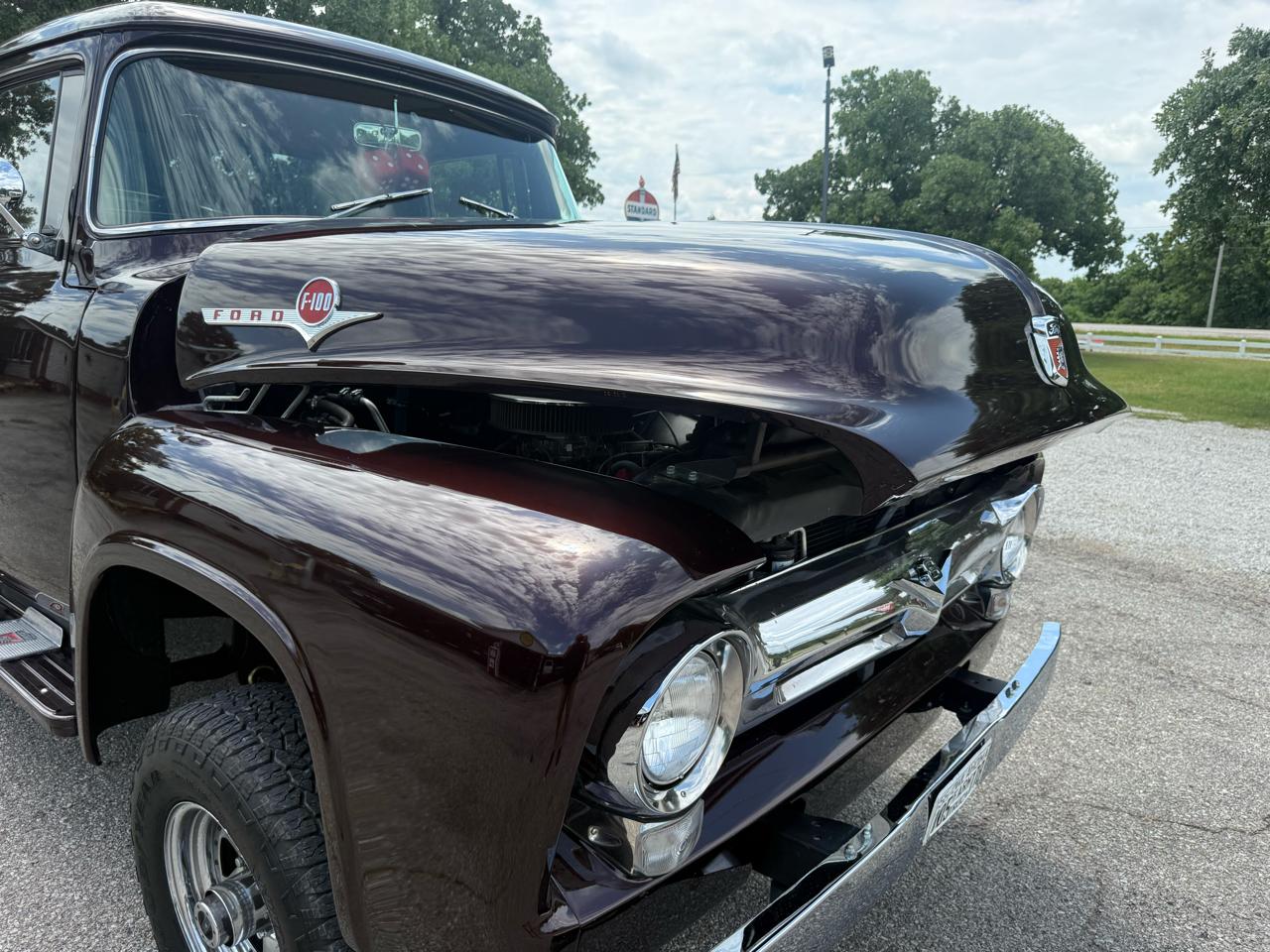 Ford F-100 Custom 1956