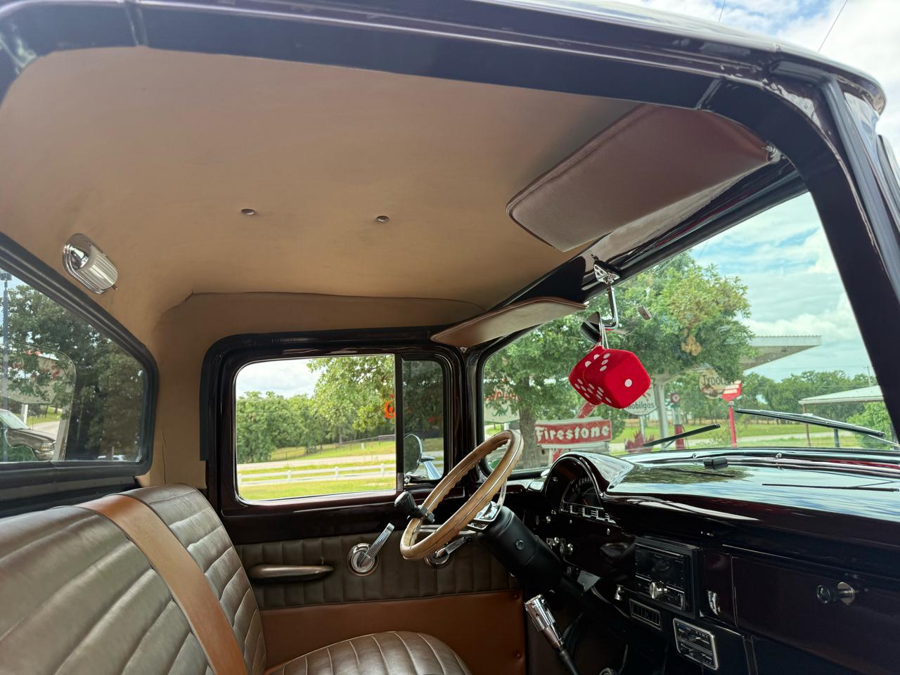 Ford F-100 Custom 1956