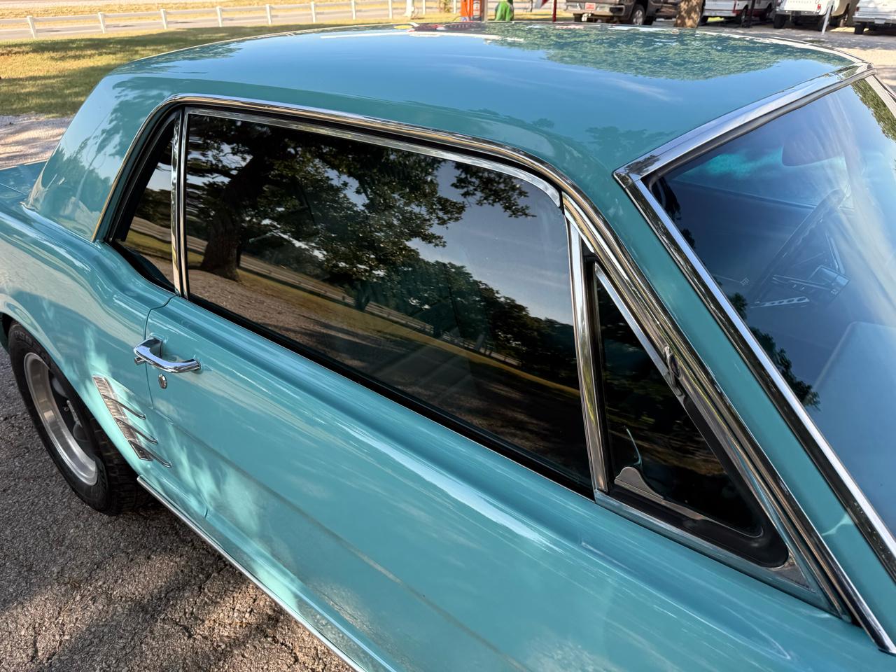 Ford Mustang 2dr Coupe 1966