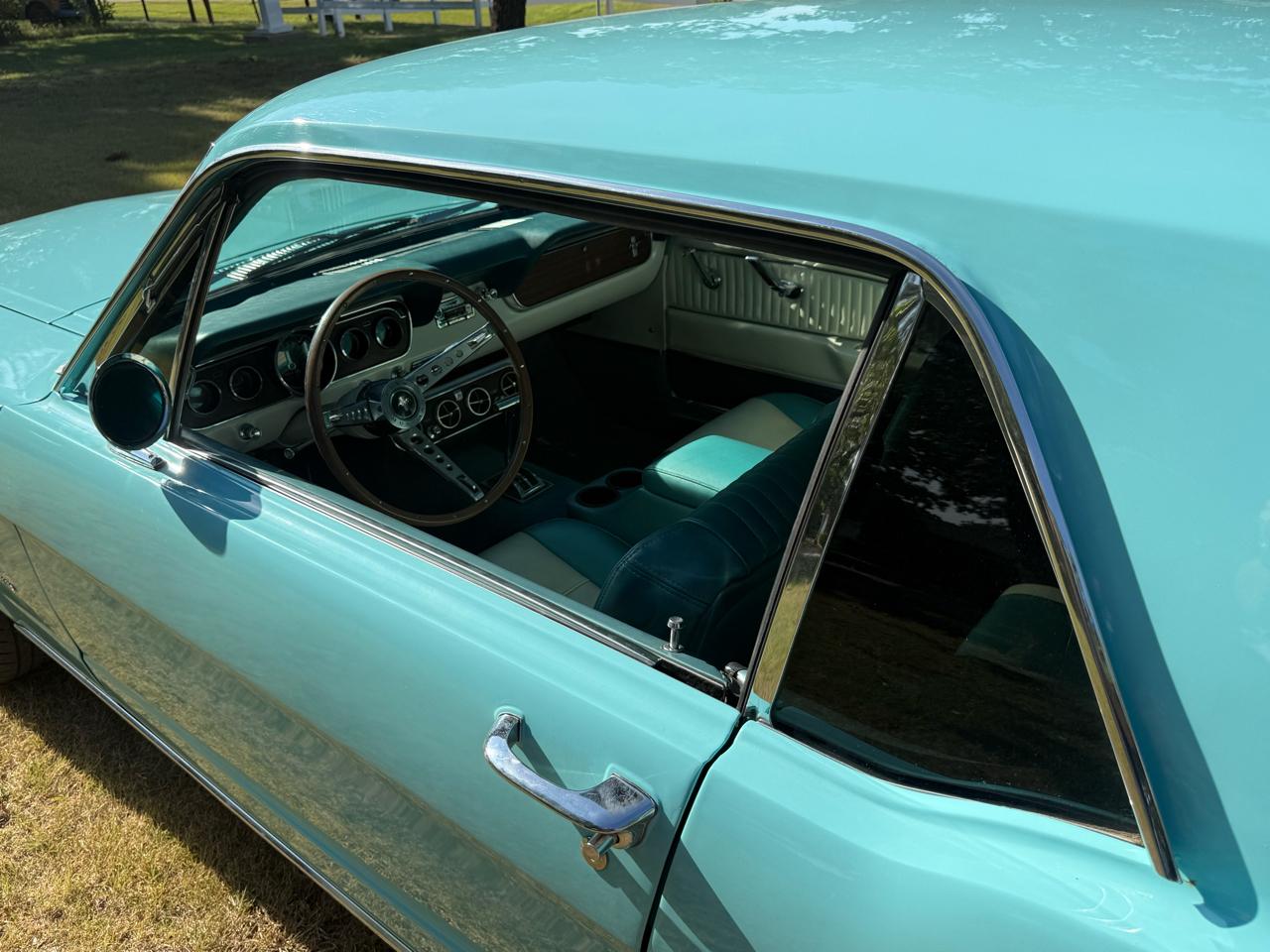 Ford Mustang 2dr Coupe 1966