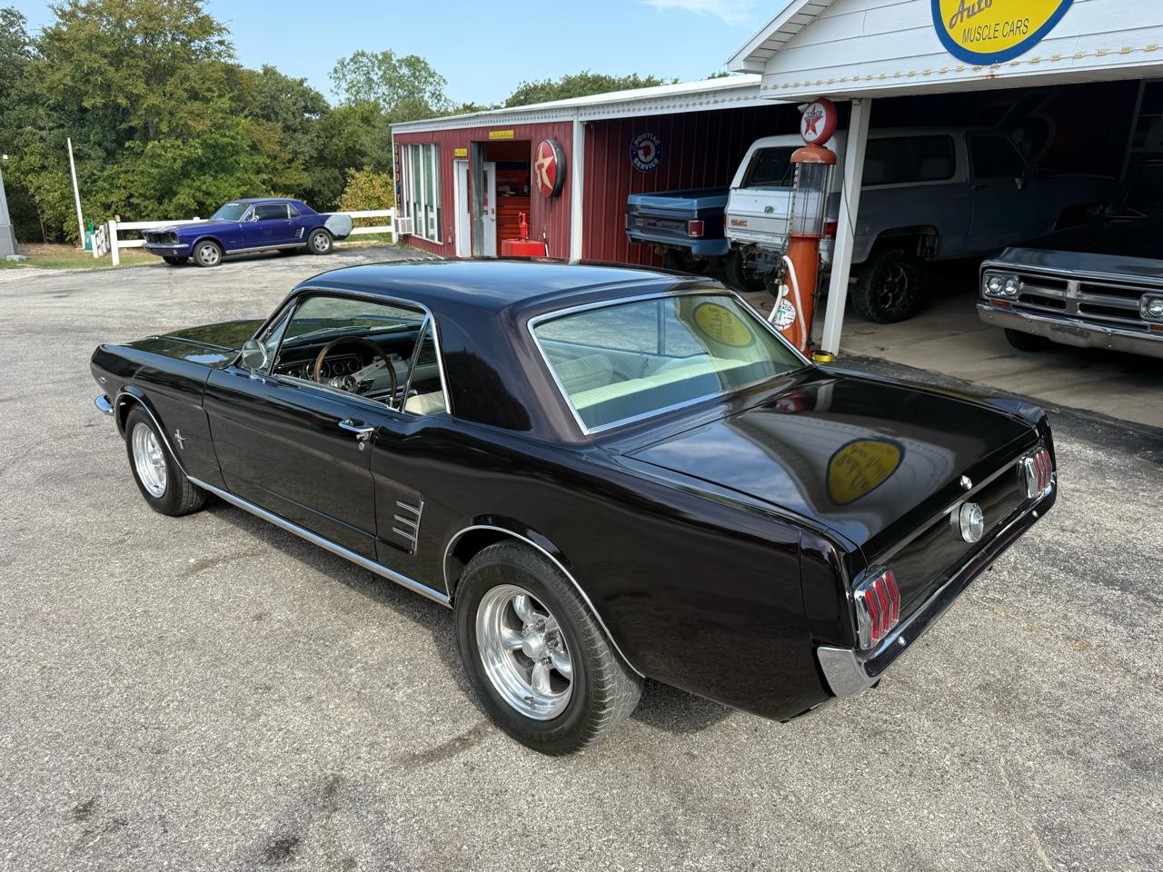 Ford Mustang 2dr Coupe 1966