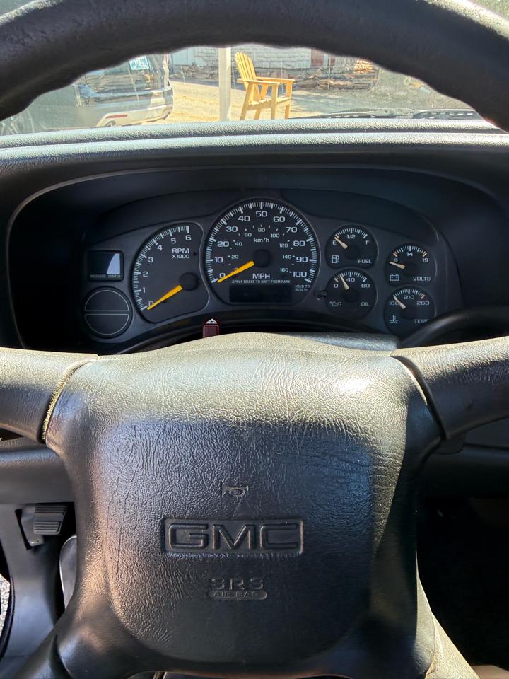 GMC Sierra 1500 SL Reg. Cab Short Bed 2WD 2000