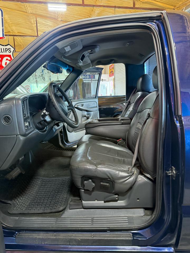 GMC Sierra 1500 SL Reg. Cab Short Bed 2WD 2000