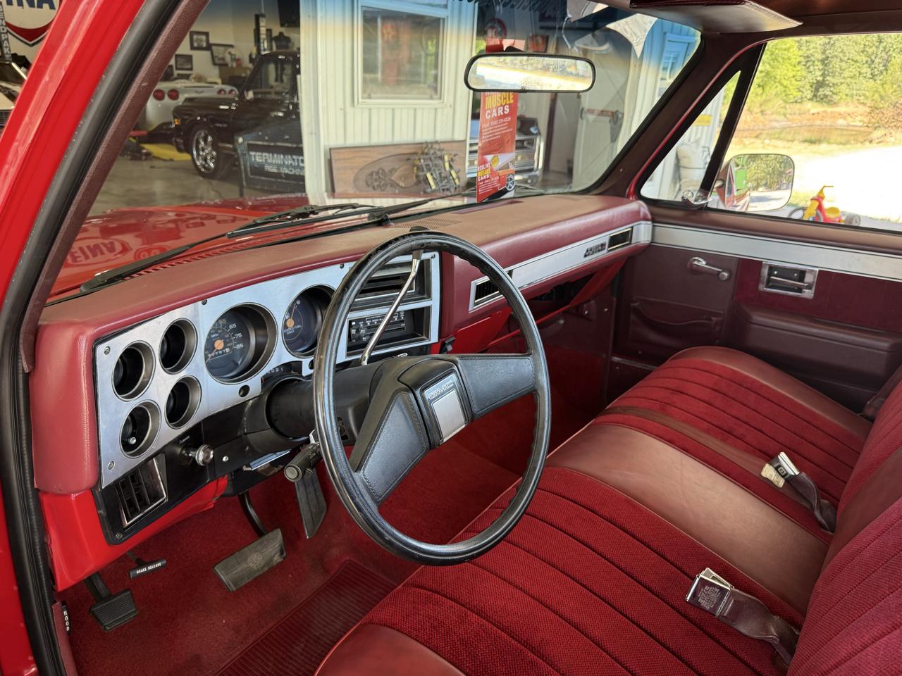 GMC R1500 Regular Cab 2WD 1987