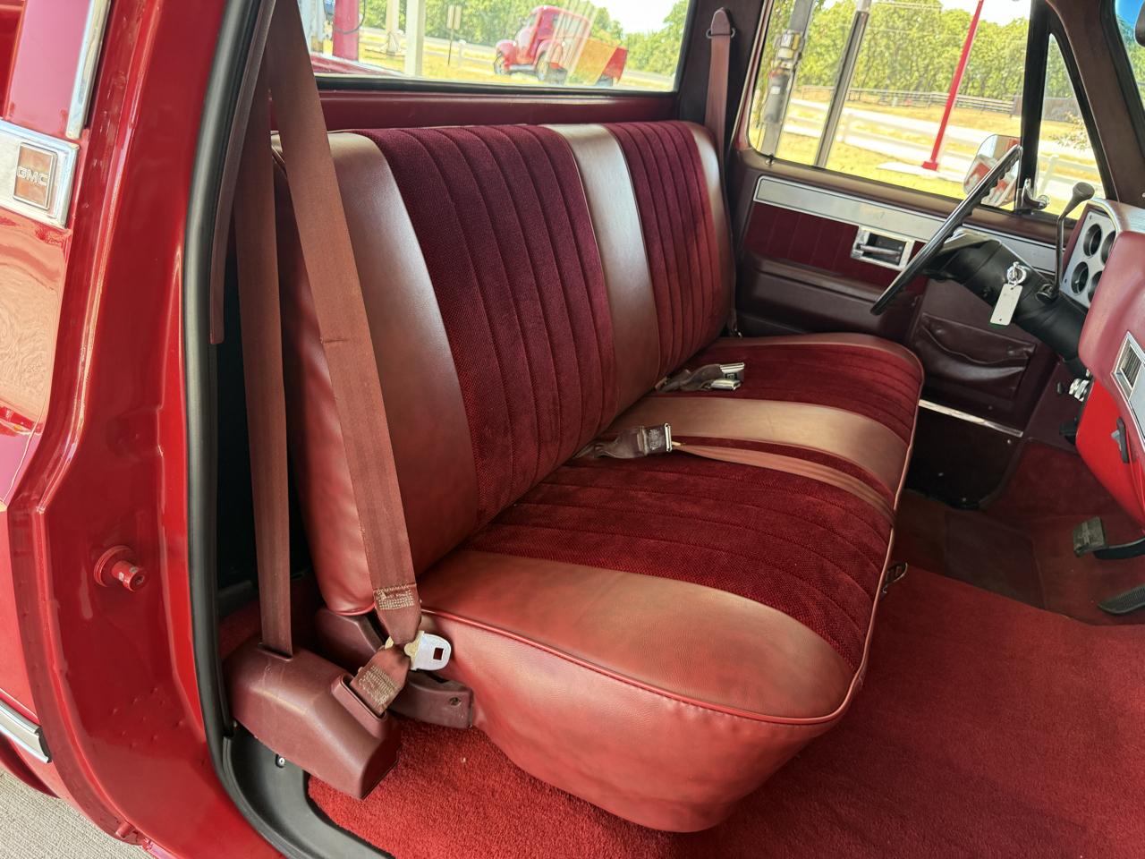 GMC R1500 Regular Cab 2WD 1987