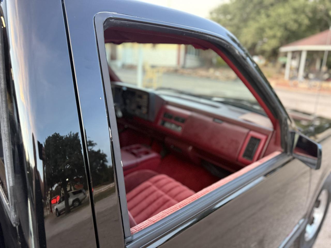 Chevrolet C/K 1500 Reg. Cab W/T 8-ft. bed 2WD 1990