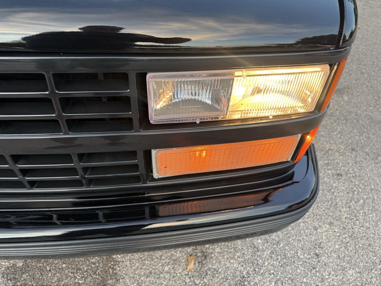 Chevrolet C/K 1500 Reg. Cab W/T 8-ft. bed 2WD 1990