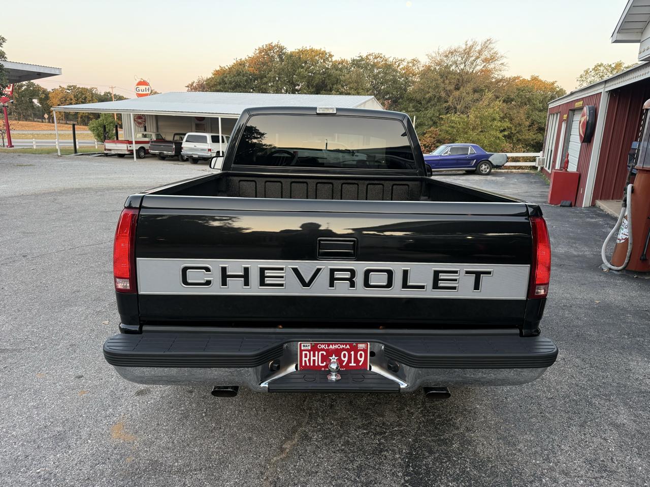 Chevrolet C/K 1500 Reg. Cab W/T 8-ft. bed 2WD 1991