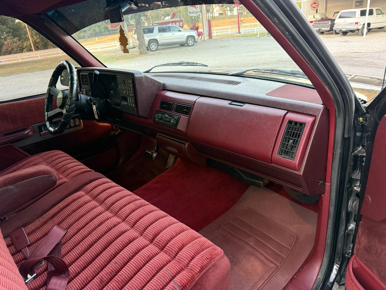 Chevrolet C/K 1500 Reg. Cab W/T 8-ft. bed 2WD 1991