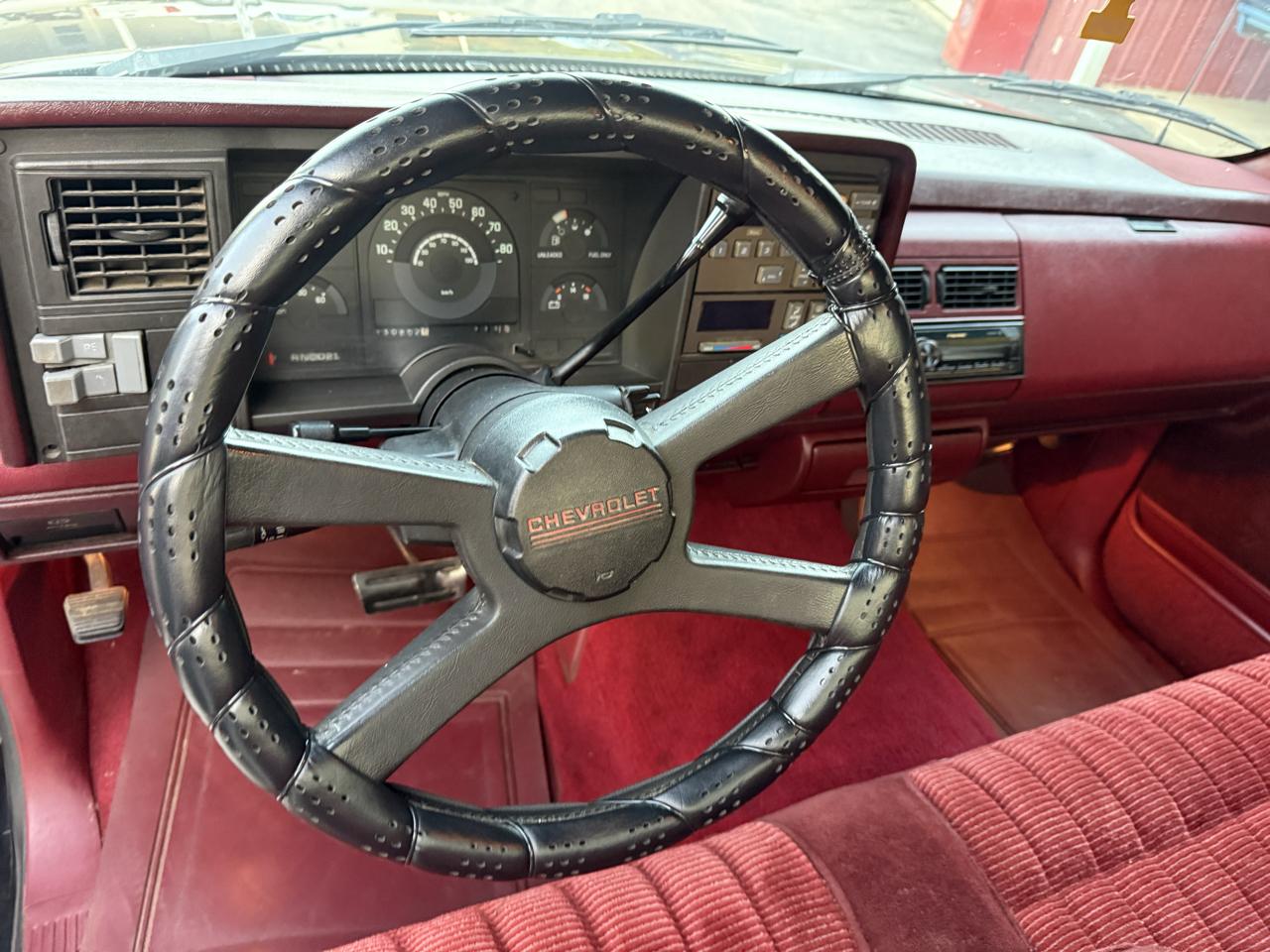 Chevrolet C/K 1500 Reg. Cab W/T 8-ft. bed 2WD 1991