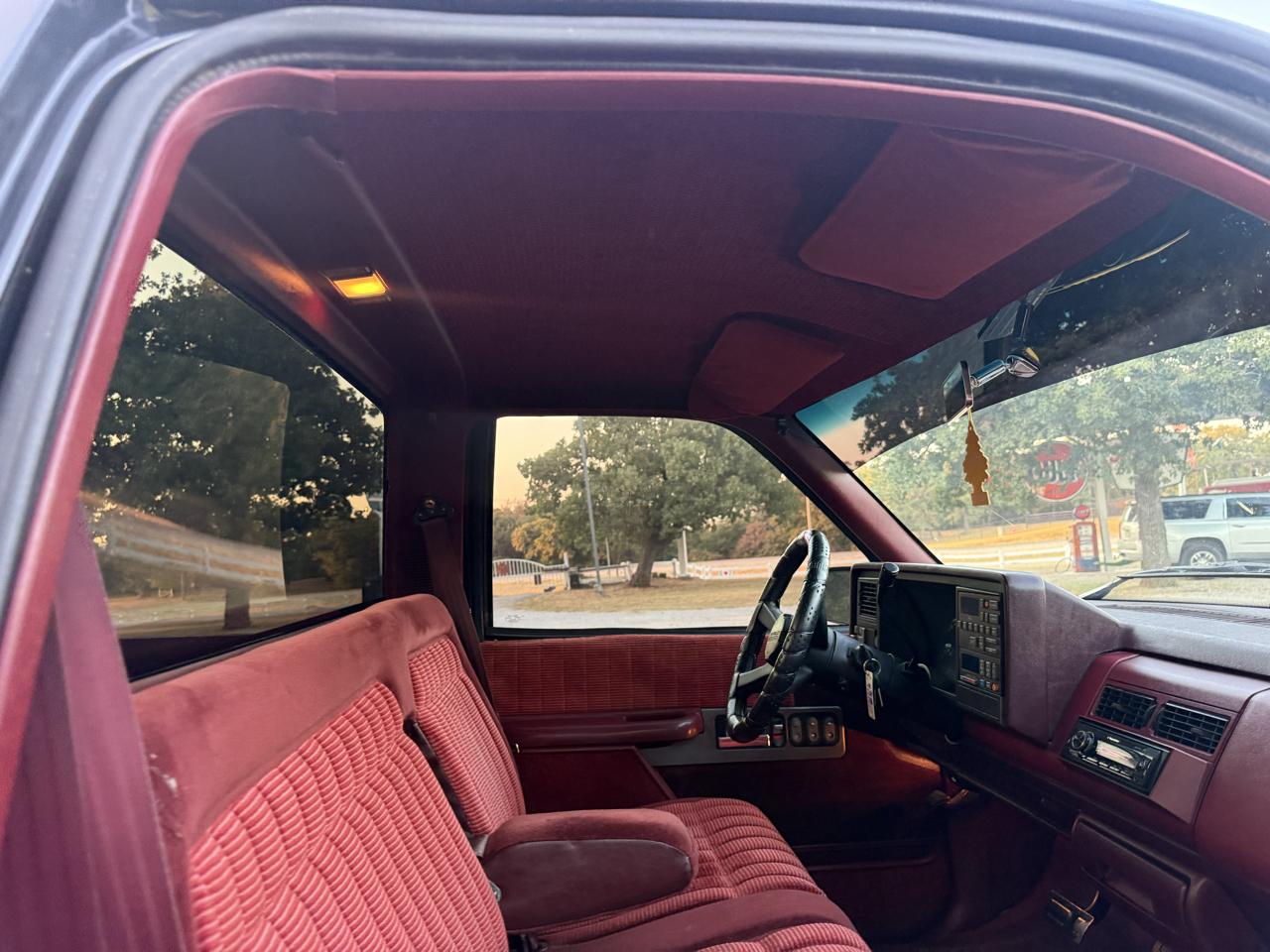 Chevrolet C/K 1500 Reg. Cab W/T 8-ft. bed 2WD 1991