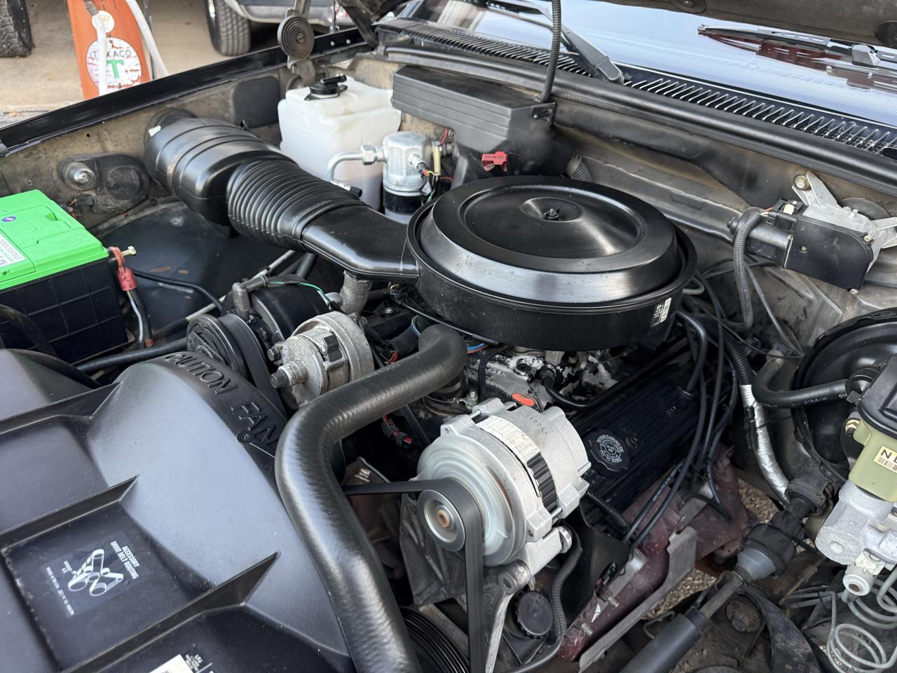Chevrolet C/K 1500 Reg. Cab W/T 8-ft. bed 2WD 1991