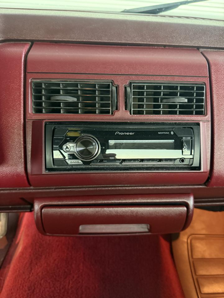 Chevrolet C/K 1500 Reg. Cab W/T 8-ft. bed 2WD 1991