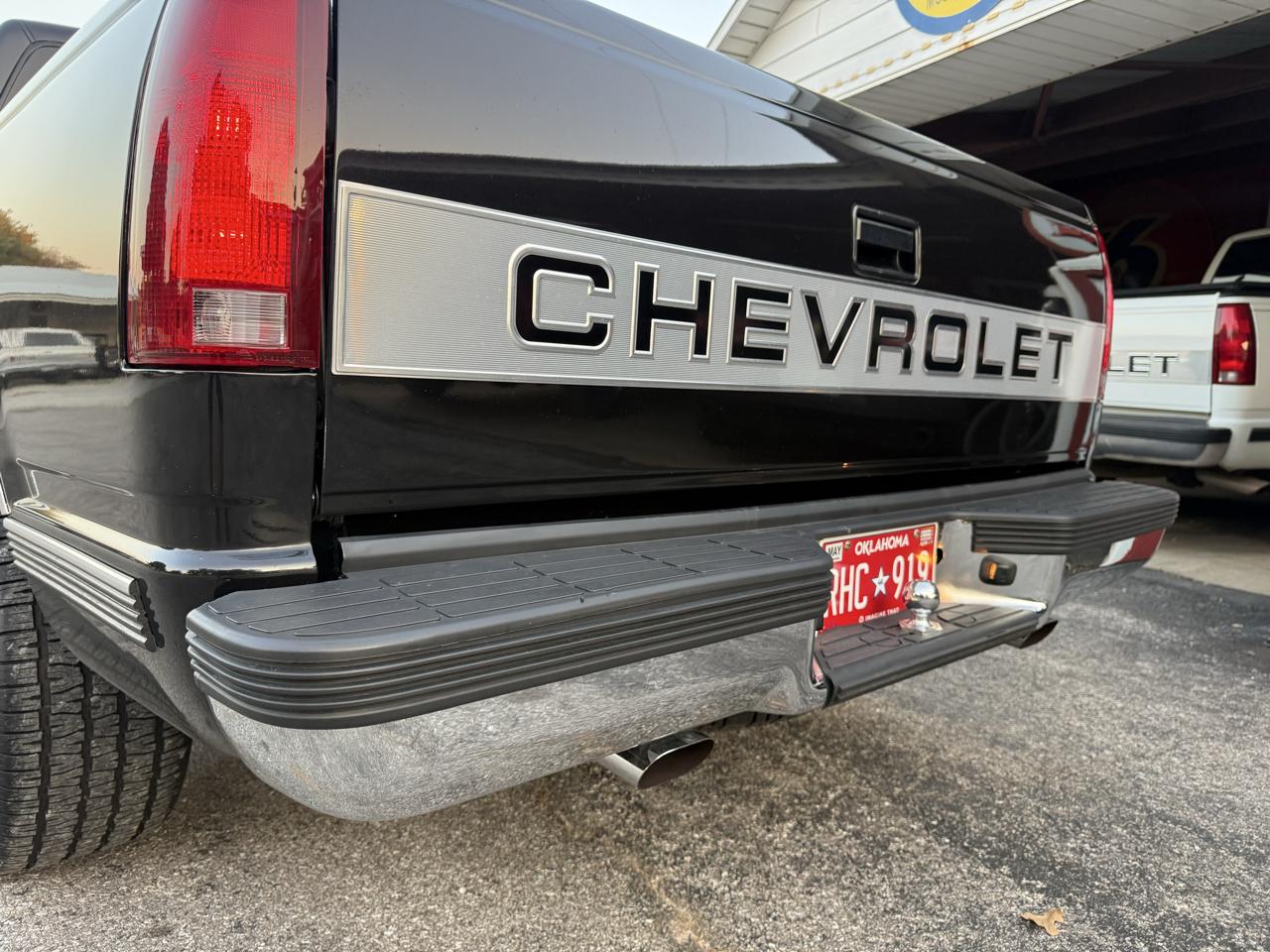 Chevrolet C/K 1500 Reg. Cab W/T 8-ft. bed 2WD 1991