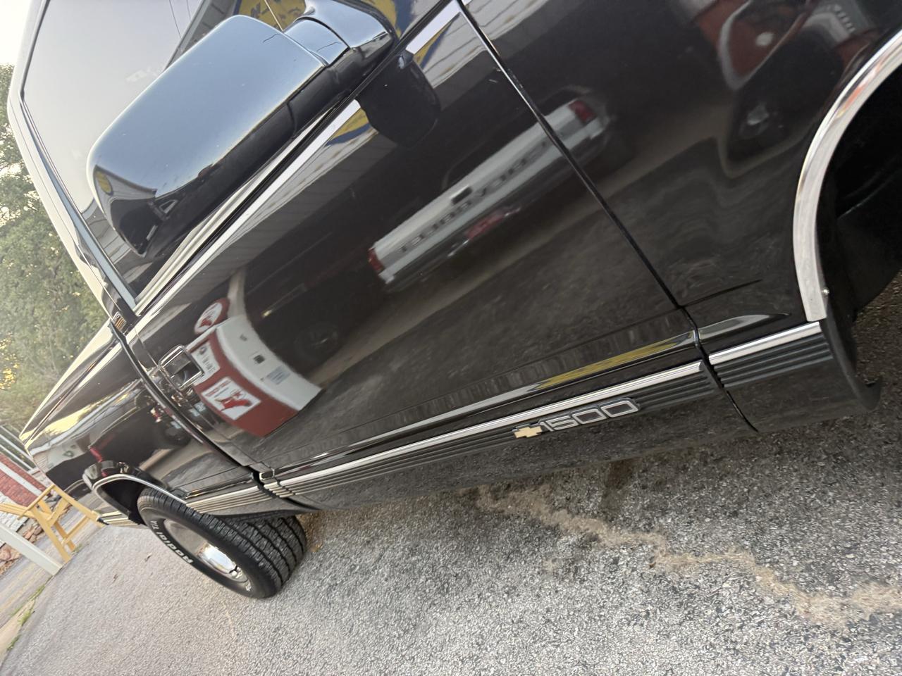 Chevrolet C/K 1500 Reg. Cab W/T 8-ft. bed 2WD 1991