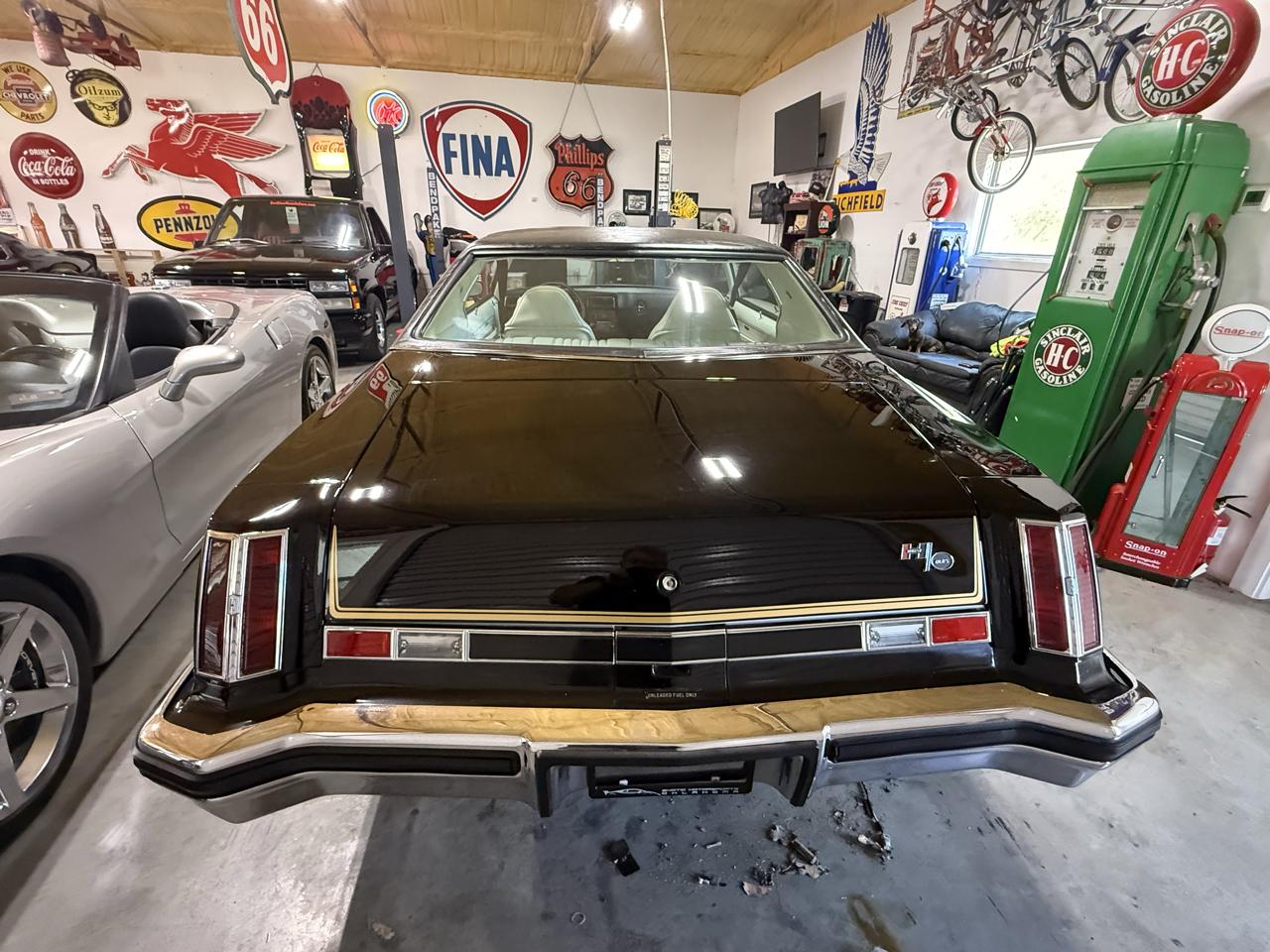 Oldsmobile Hurst  1975
