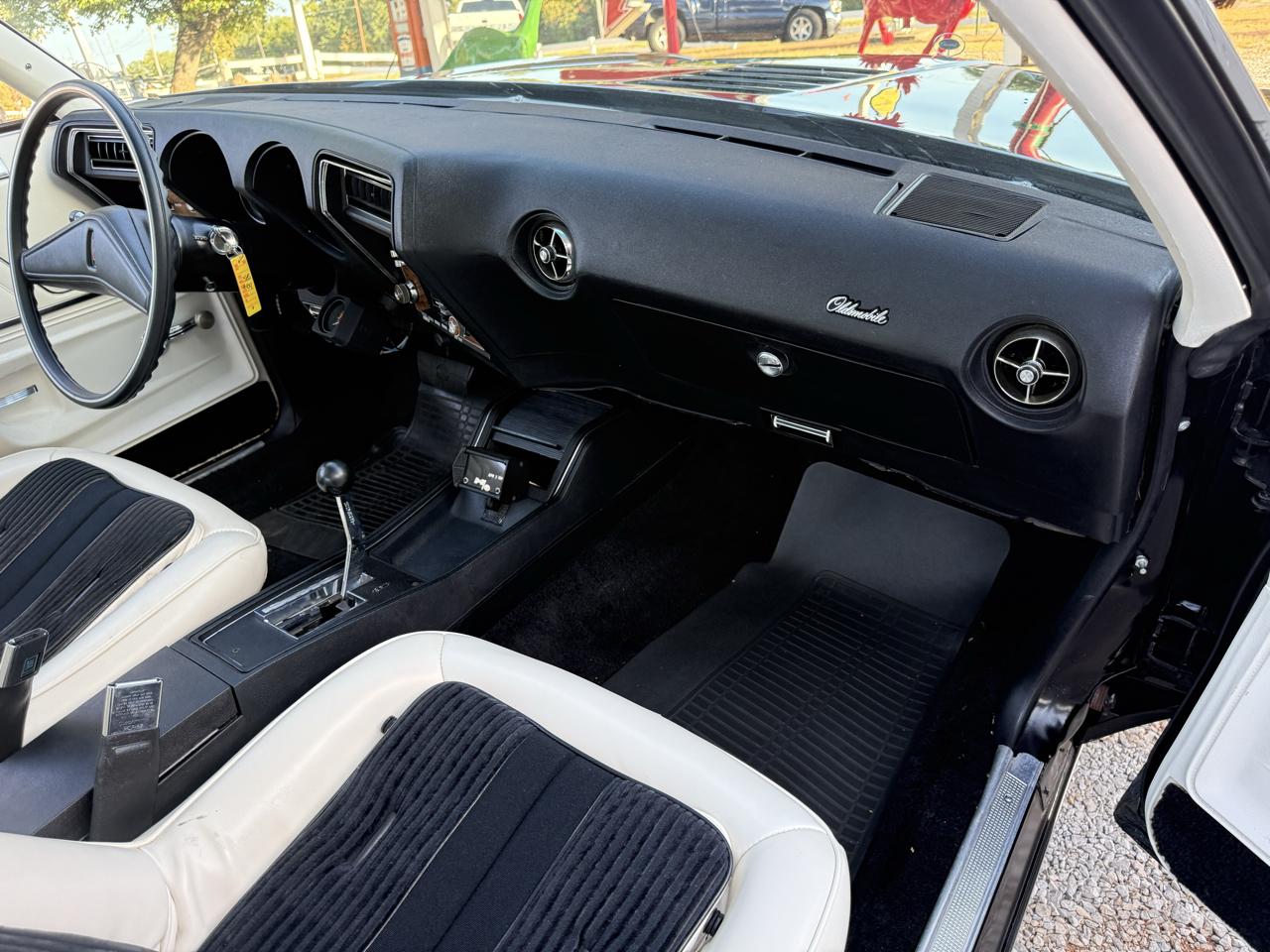 Oldsmobile Hurst  1975