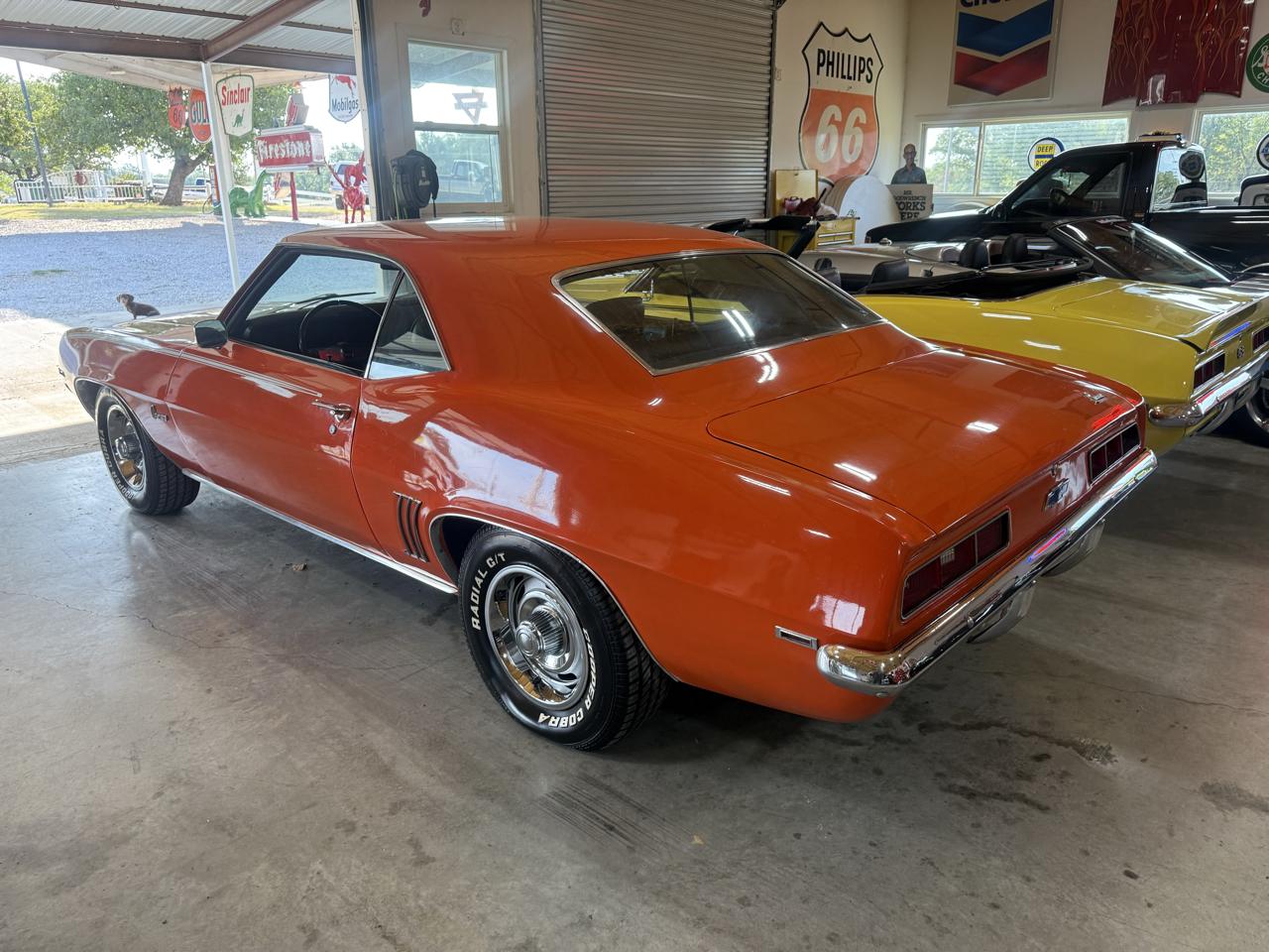 Chevrolet Camaro 2dr Coupe 1969
