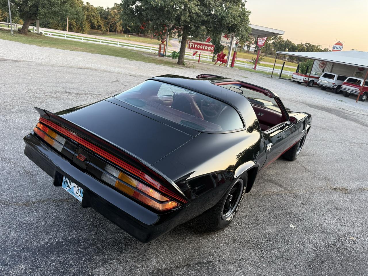 Chevrolet Camaro 2dr Coupe Z28 1980