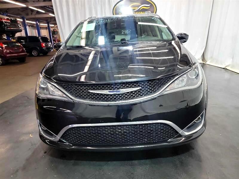 Chrysler Pacifica  2017