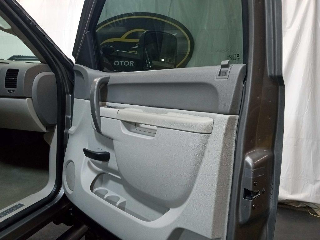 Chevrolet Silverado 2500HD  2013