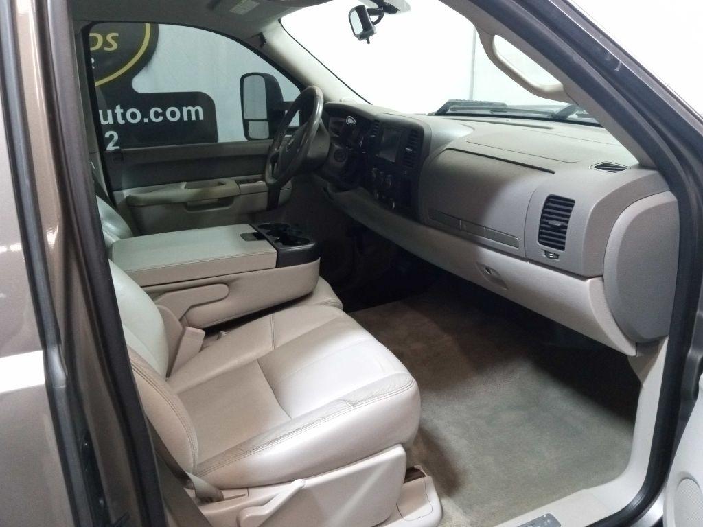 Chevrolet Silverado 2500HD  2013