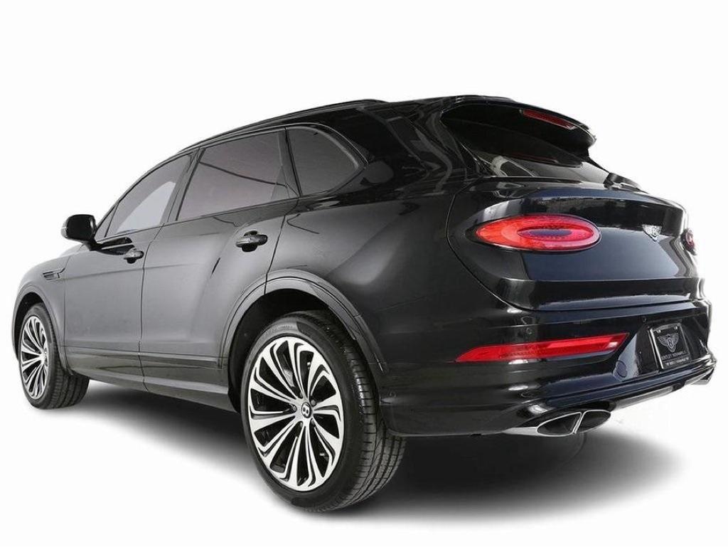 Bentley Bentayga  2021