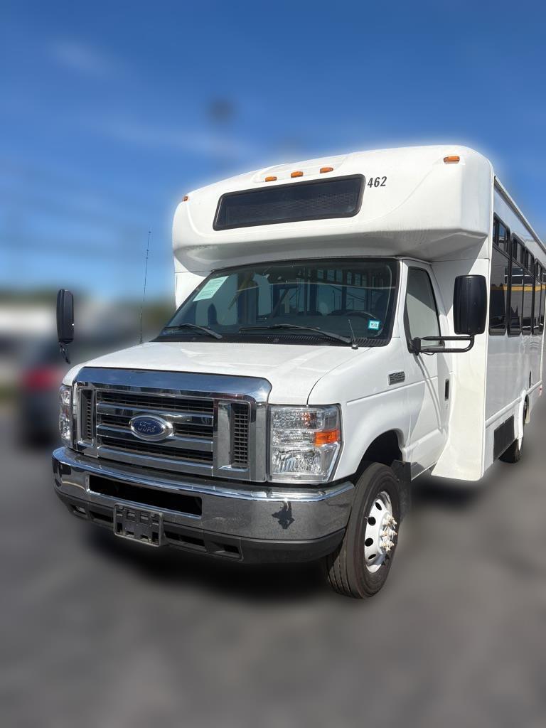 2017 Ford Econoline E450 SUPER DUTY