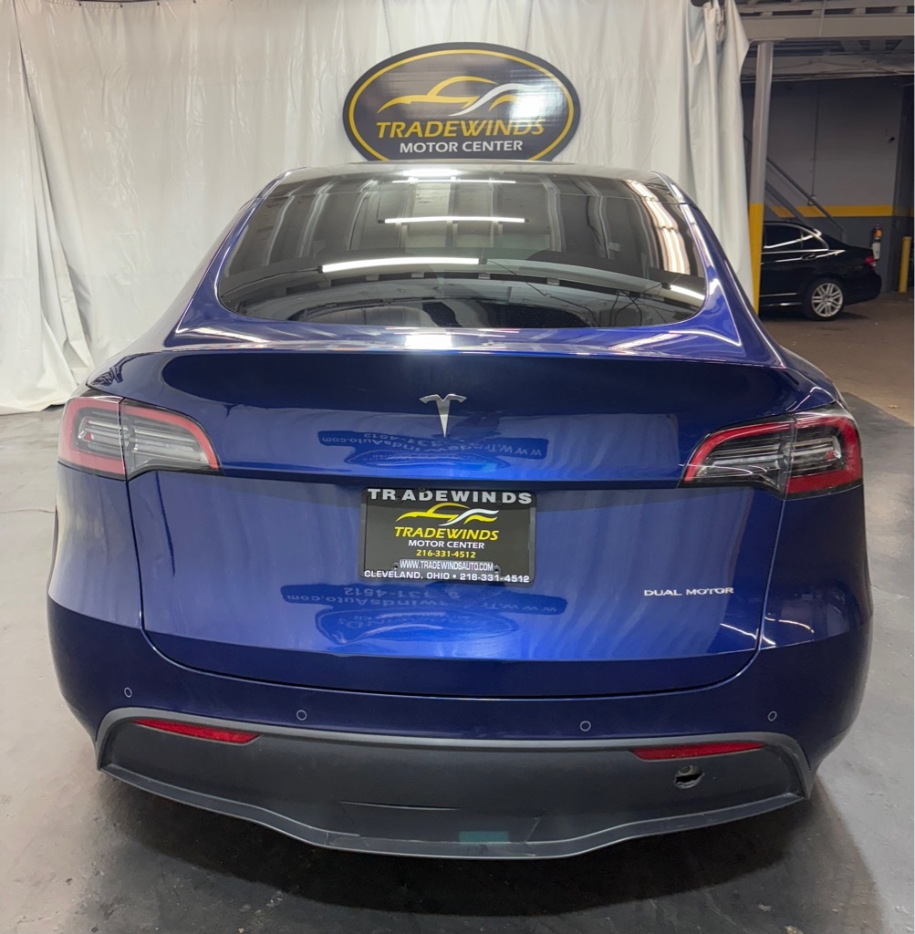 Tesla Model Y  2021 Tesla Model Y  2021