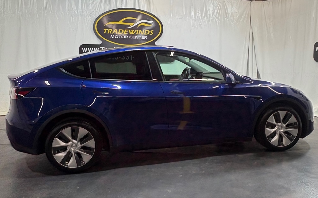 Tesla Model Y  2021 Tesla Model Y  2021