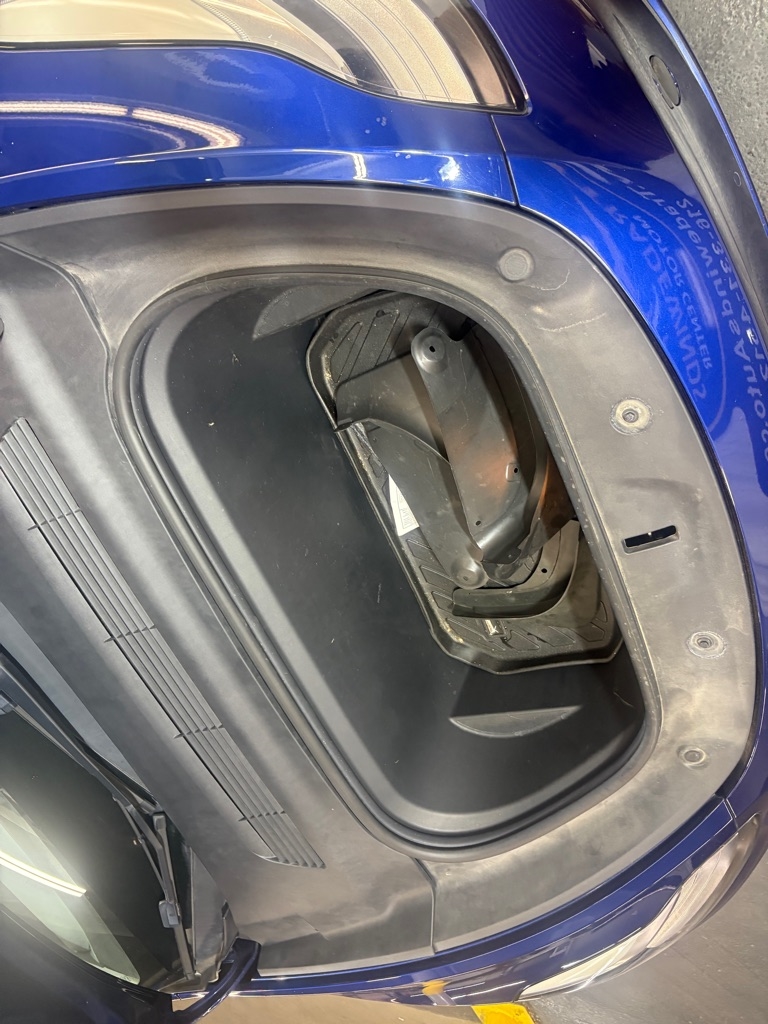 Tesla Model Y  2021 Tesla Model Y  2021