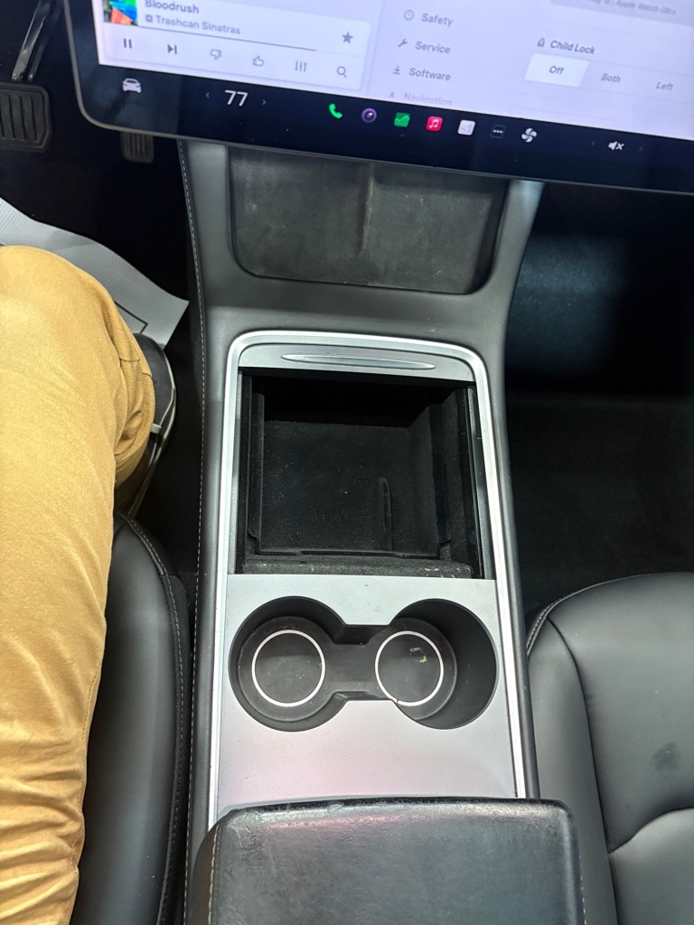 Tesla Model Y  2021 Tesla Model Y  2021