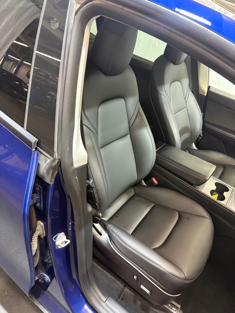 Tesla Model Y  2021 Tesla Model Y  2021