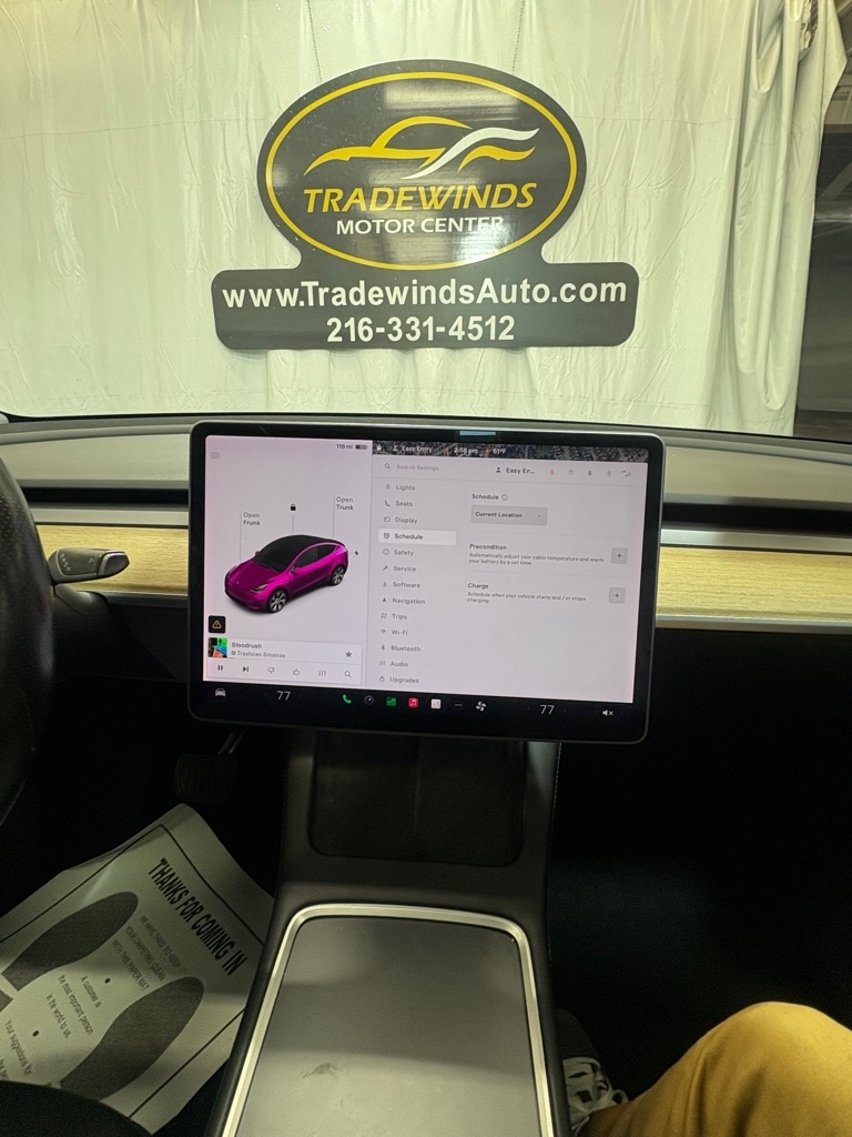 Tesla Model Y  2021 Tesla Model Y  2021