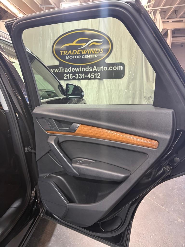 Audi Q5  2021 Audi Q5  2021