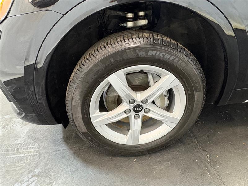 Audi Q5  2021 Audi Q5  2021