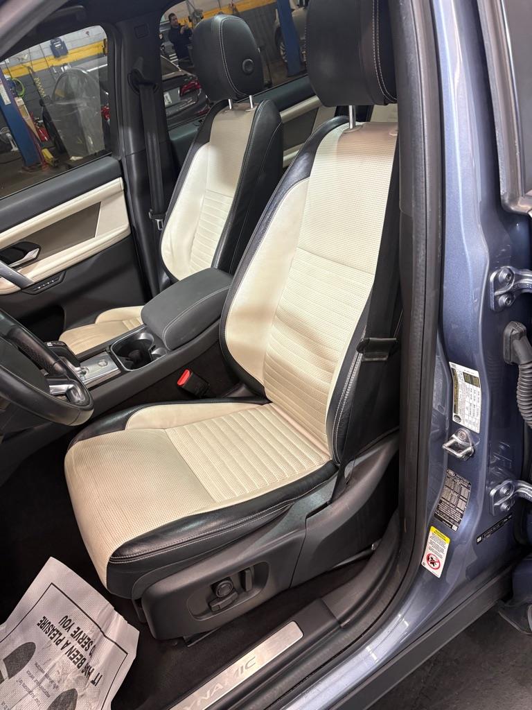 Land Rover Discovery Sport  2020 Land Rover Discovery Sport  2020