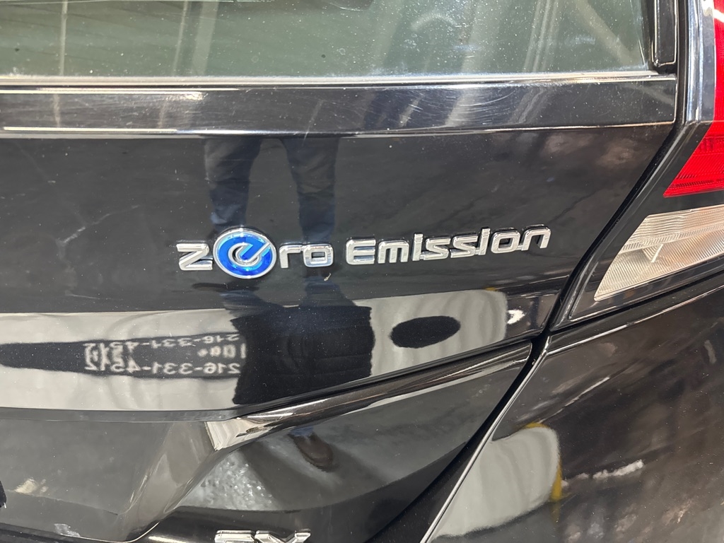 Nissan Leaf  2019