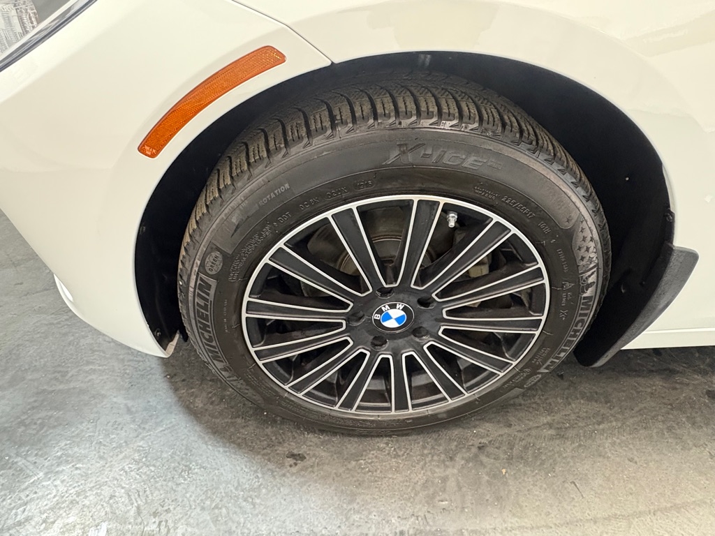 BMW 3-Series Gran Turismo  2015