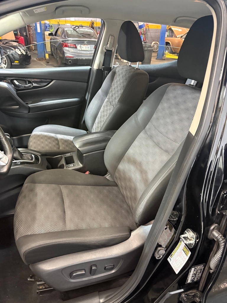 Nissan Rogue Sport  2019