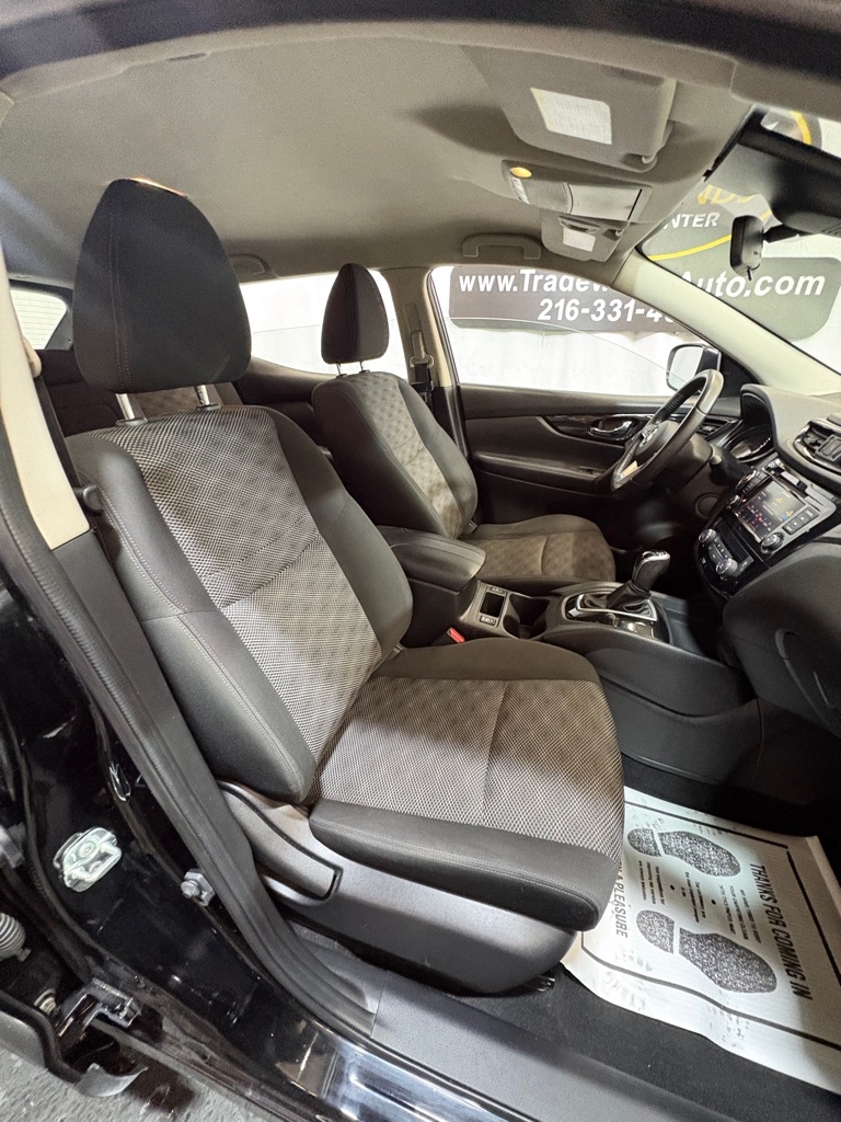 Nissan Rogue Sport  2019