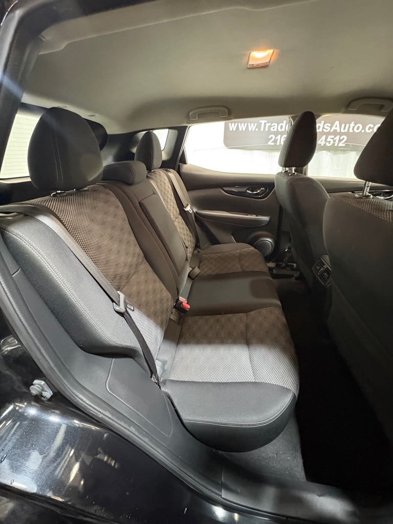 Nissan Rogue Sport  2019