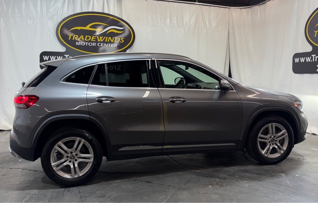 Mercedes-Benz GLA-Class  2021