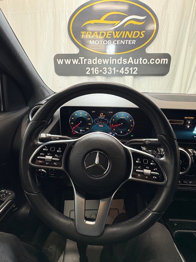 Mercedes-Benz GLA-Class  2021