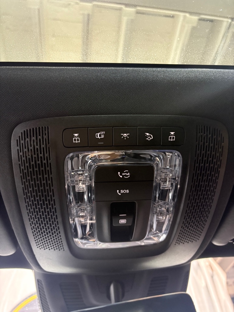 Mercedes-Benz GLA-Class  2021