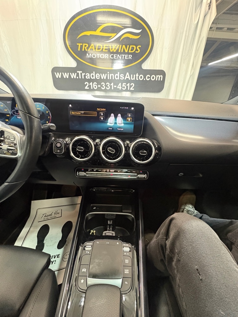 Mercedes-Benz GLA-Class  2021