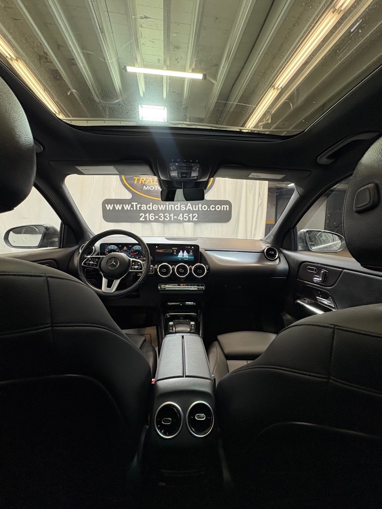 Mercedes-Benz GLA-Class  2021