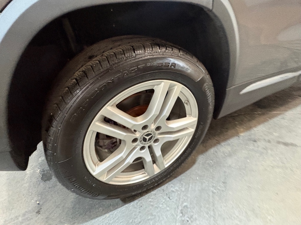 Mercedes-Benz GLA-Class  2021