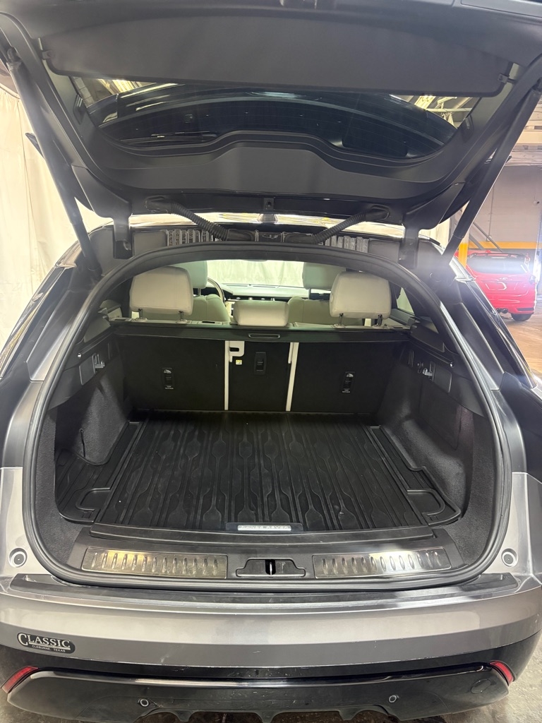 Land Rover Range Rover Velar  2021