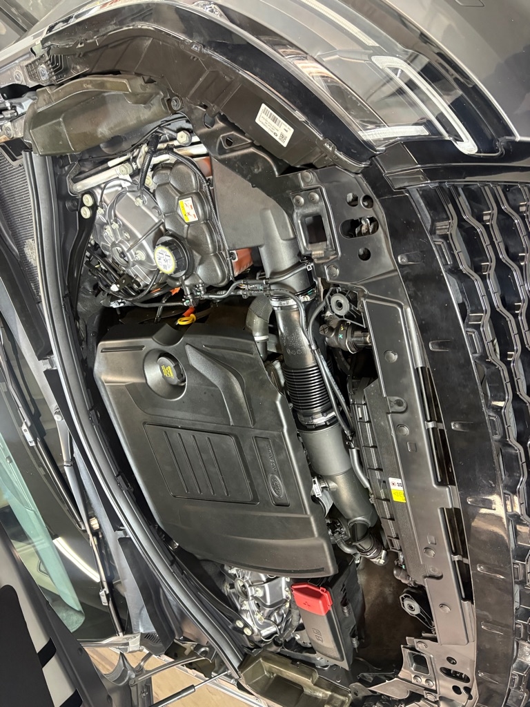 Land Rover Range Rover Velar  2021